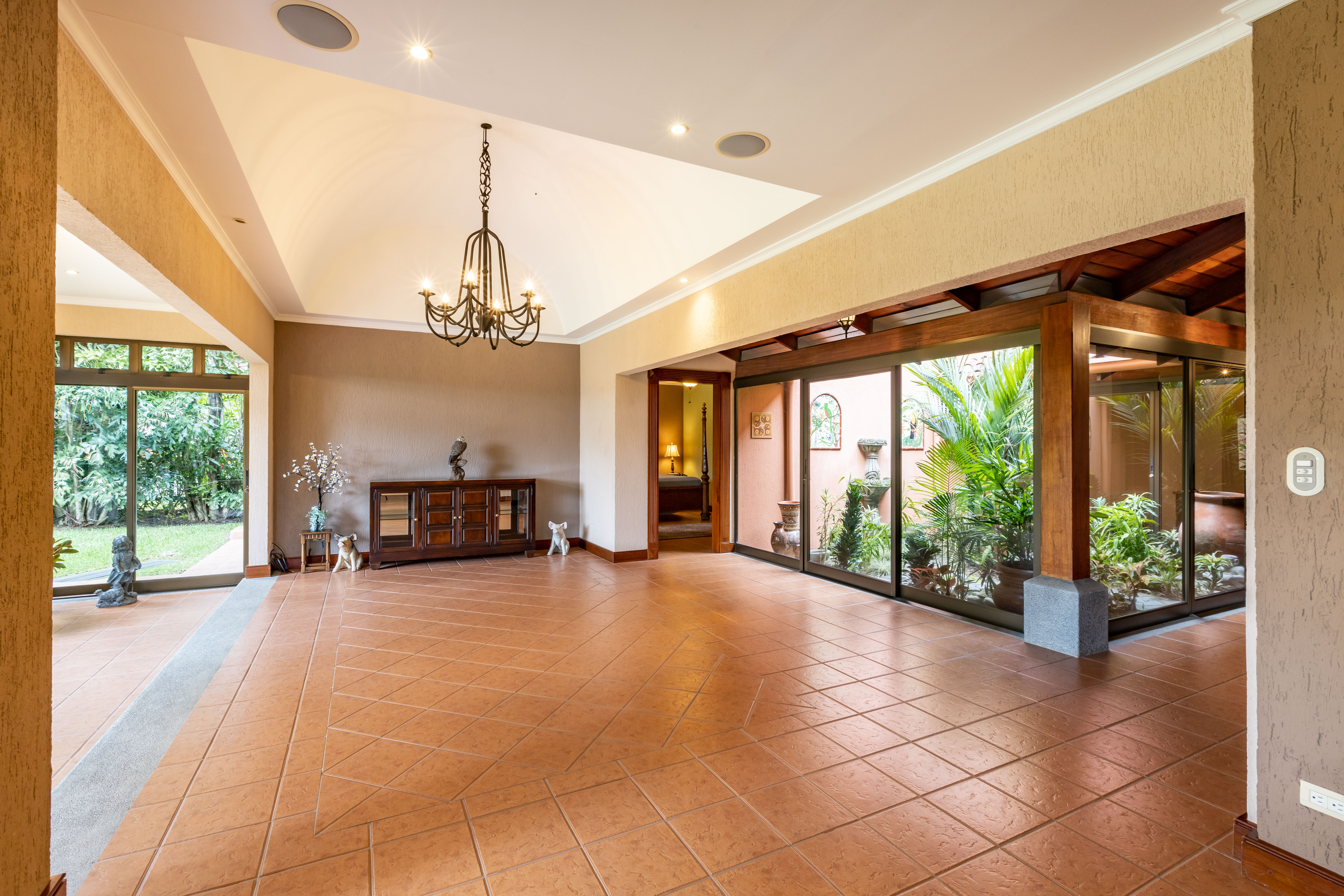 4 bed Single Family Homes For Sale in La Guacima, Alajuela - thumb 21