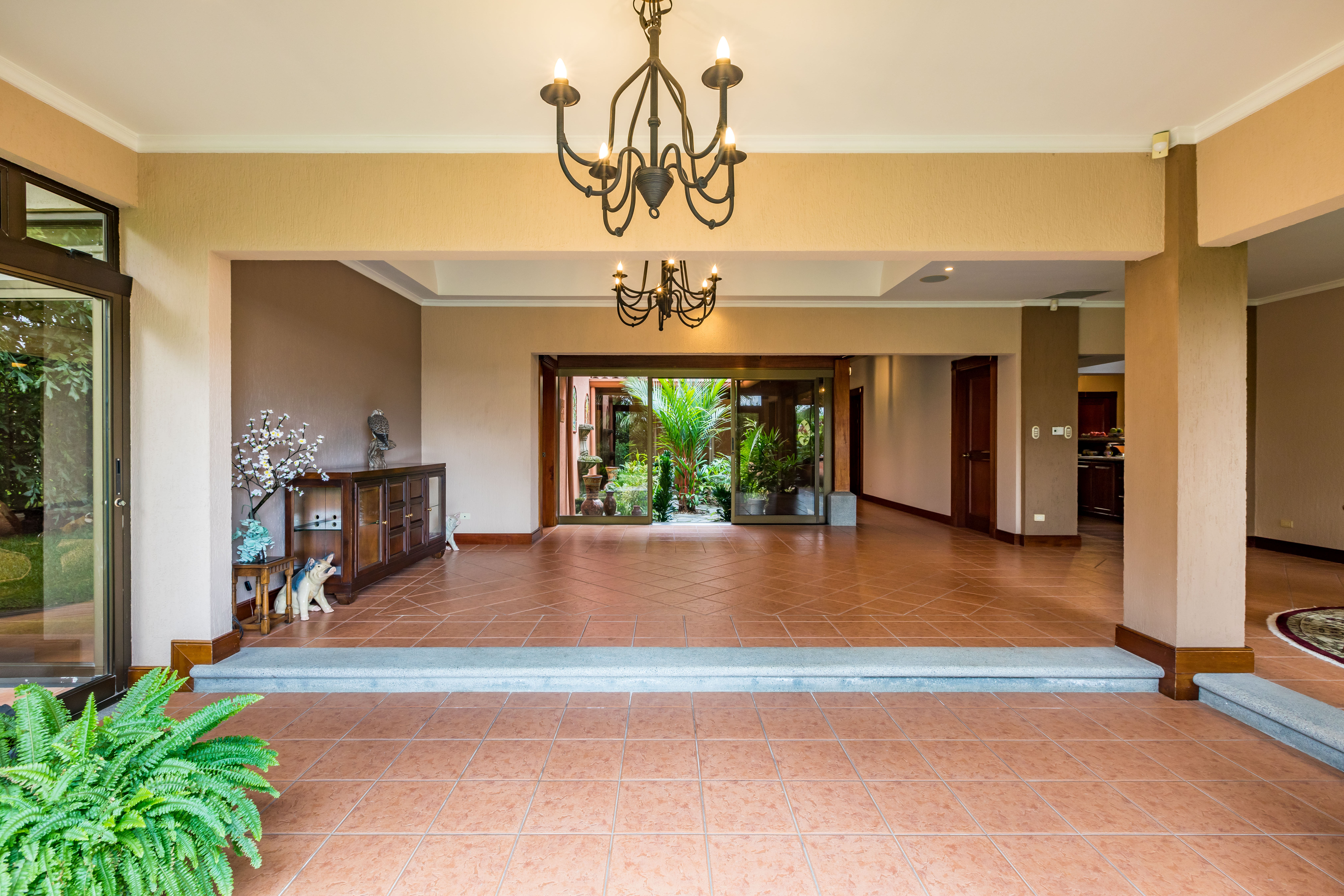 4 bed Single Family Homes For Sale in La Guacima, Alajuela - thumb 17