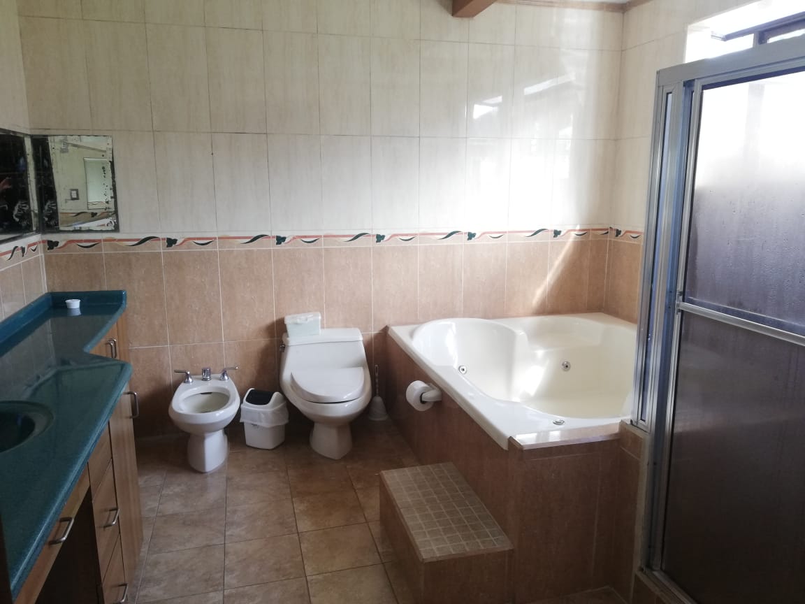 4 bed Single Family Homes For Sale in San Ramon, Alajuela - thumb 16