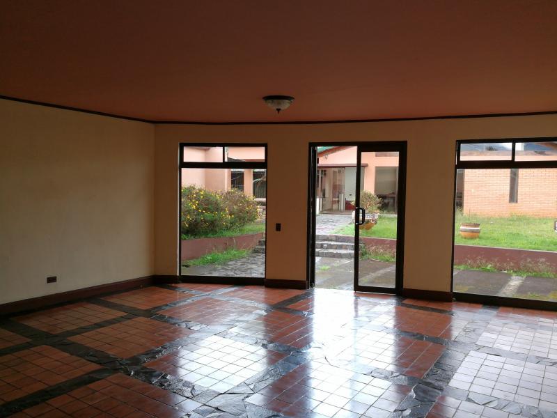 3 bed Single Family Homes For Sale in Curridabat, San Jose - thumb 3