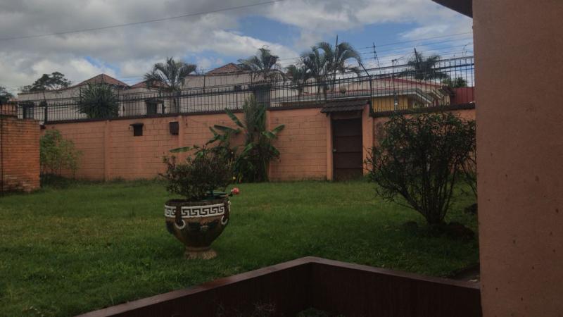 3 bed Single Family Homes For Sale in Curridabat, San Jose - thumb 5