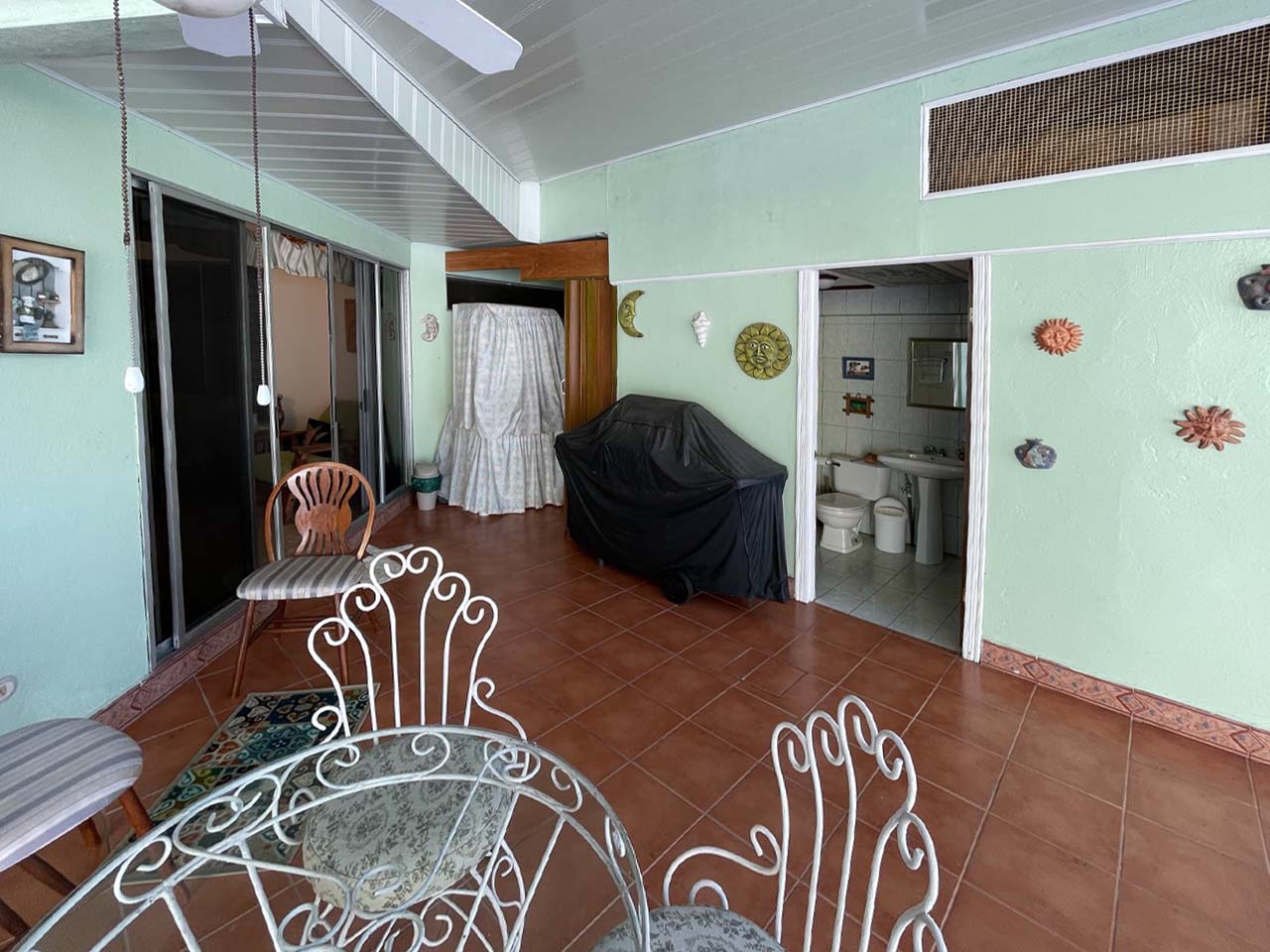 3 bed Single Family Homes For Sale in Jaco, Puntarenas - thumb 9