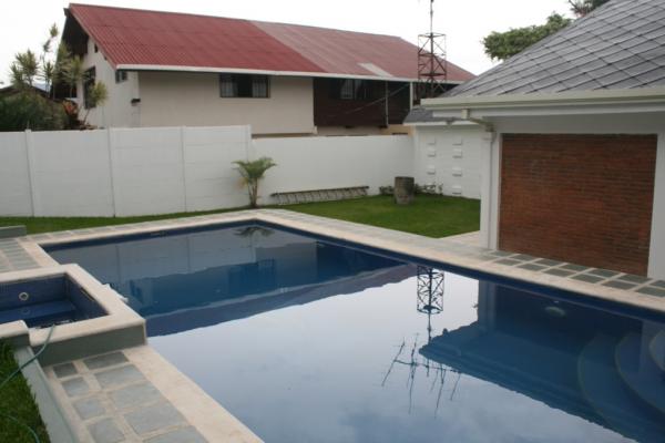 4 bed Single Family Homes For Sale in Curridabat, San Jose - thumb 14