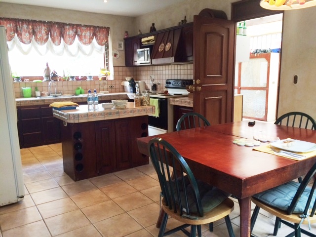 4 bed Single Family Homes For Sale in Curridabat, San Jose - thumb 8