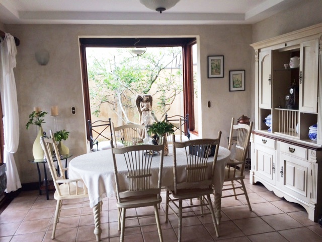 4 bed Single Family Homes For Sale in Curridabat, San Jose - thumb 3