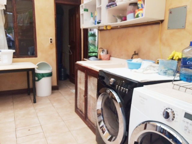 4 bed Single Family Homes For Sale in Curridabat, San Jose - thumb 14