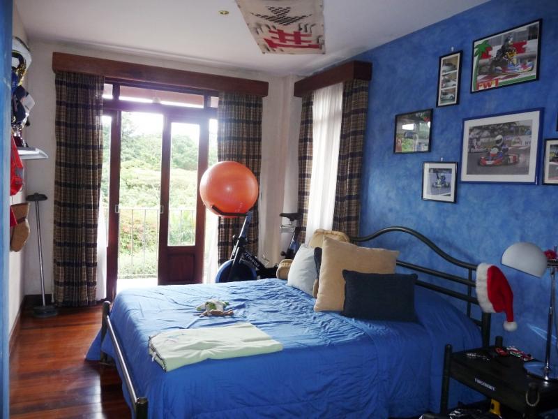 4 bed Single Family Homes For Sale in Curridabat, San Jose - thumb 12