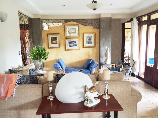 4 bed Single Family Homes For Sale in Curridabat, San Jose - thumb 11