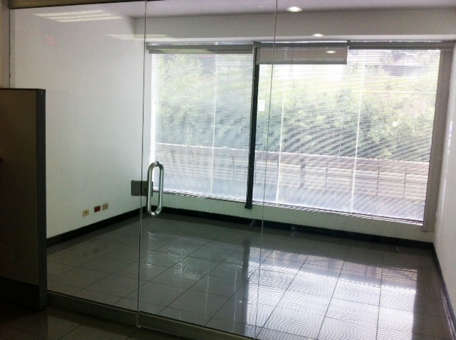 4 bed Commercial For Rent in Curridabat, San Jose - thumb 9