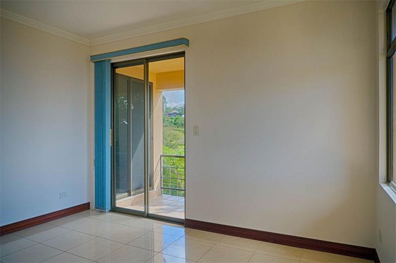 5 bed Single Family Homes For Sale in San Rafael, Heredia - thumb 11