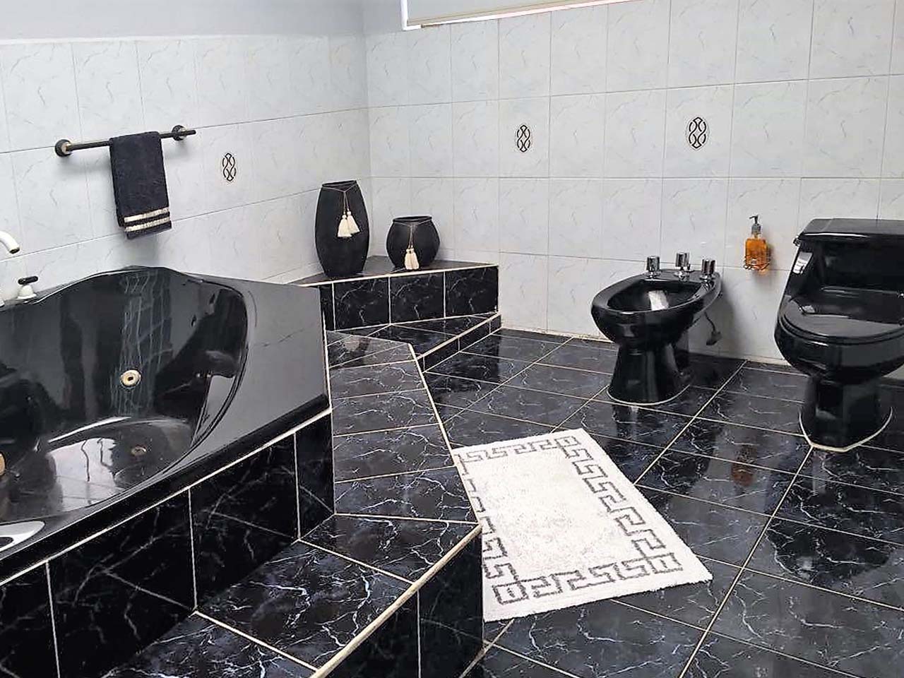 3 bed Single Family Homes For Sale in Curridabat, San Jose - thumb 6