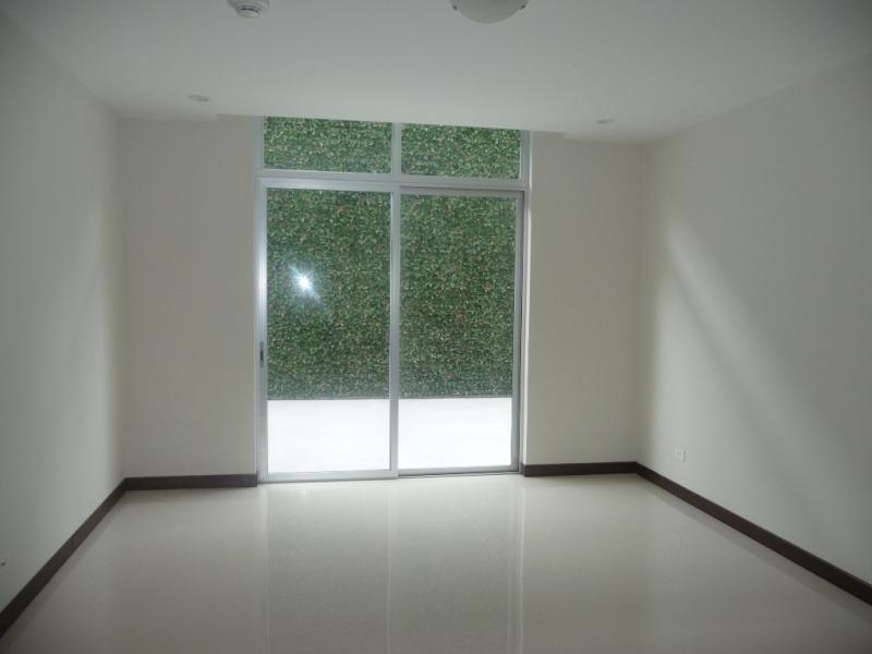 2 bed Apartment For Sale in Sabanilla, San Jose - thumb 4