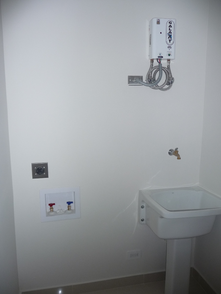 2 bed Apartment For Sale in Sabanilla, San Jose - thumb 8