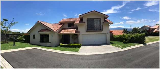 5 bed Single Family Homes For Sale in Santa Ana, San Jose - thumb 1