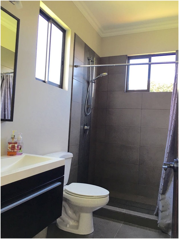 5 bed Single Family Homes For Sale in Santa Ana, San Jose - thumb 9