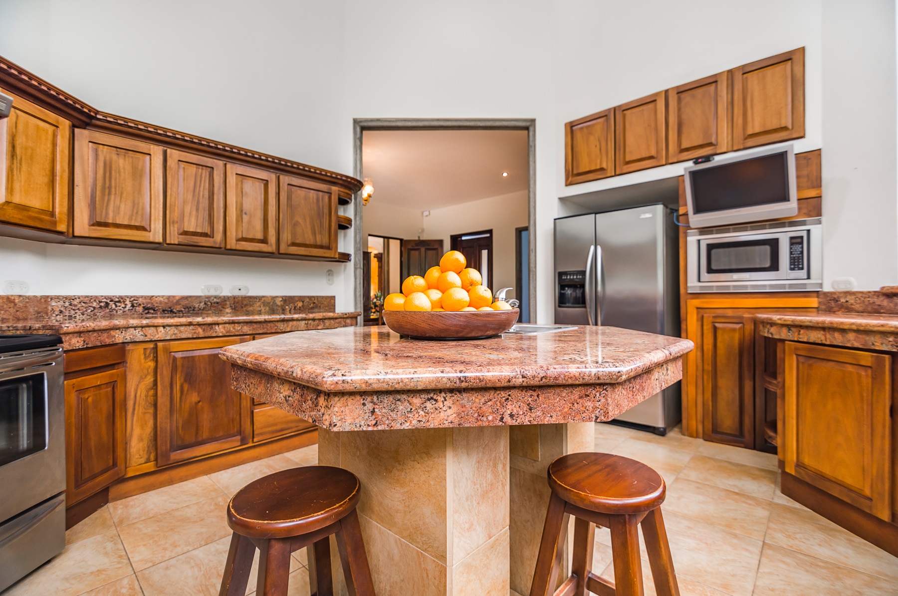 4 bed Single Family Homes For Sale in Curridabat, San Jose - thumb 2