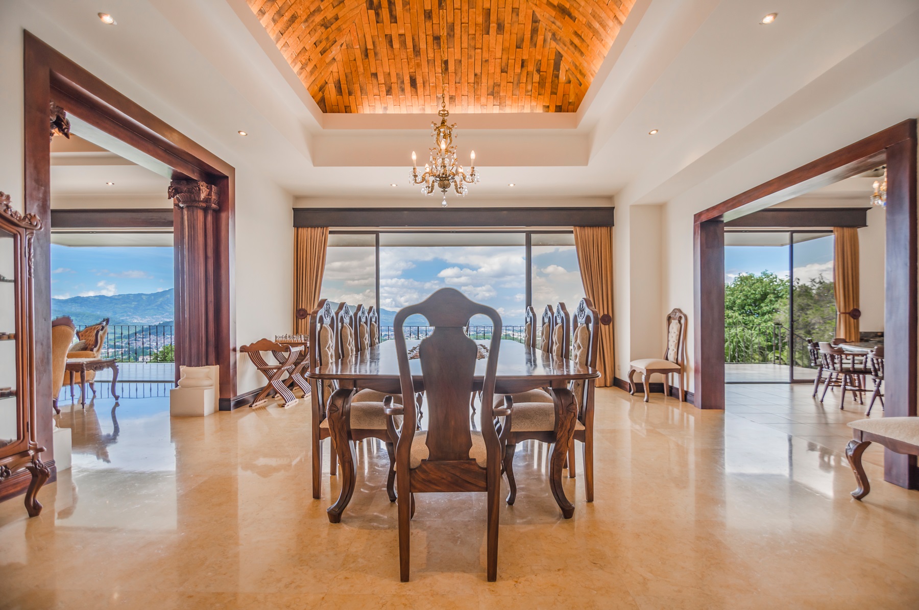 4 bed Single Family Homes For Sale in Curridabat, San Jose - thumb 20