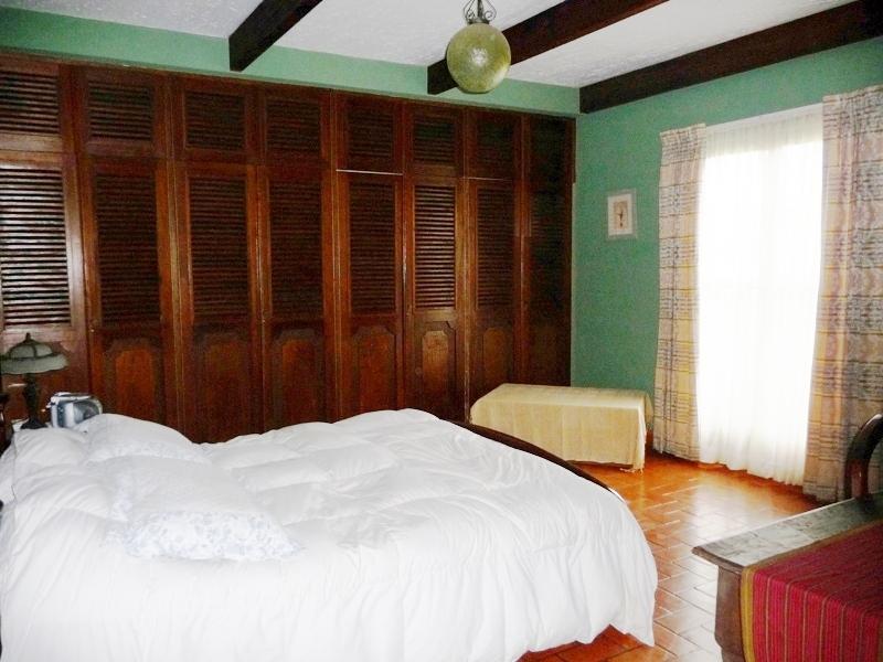 5 bed Single Family Homes For Sale in Curridabat, San Jose - thumb 9