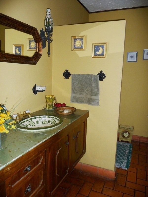 5 bed Single Family Homes For Sale in Curridabat, San Jose - thumb 13