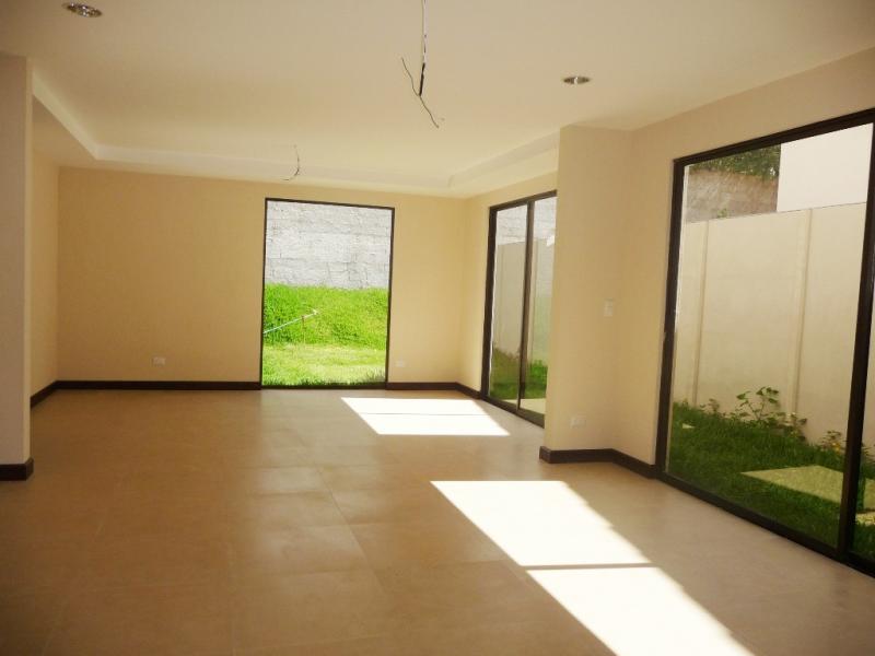 4 bed Single Family Homes For Sale in Curridabat, San Jose - thumb 20