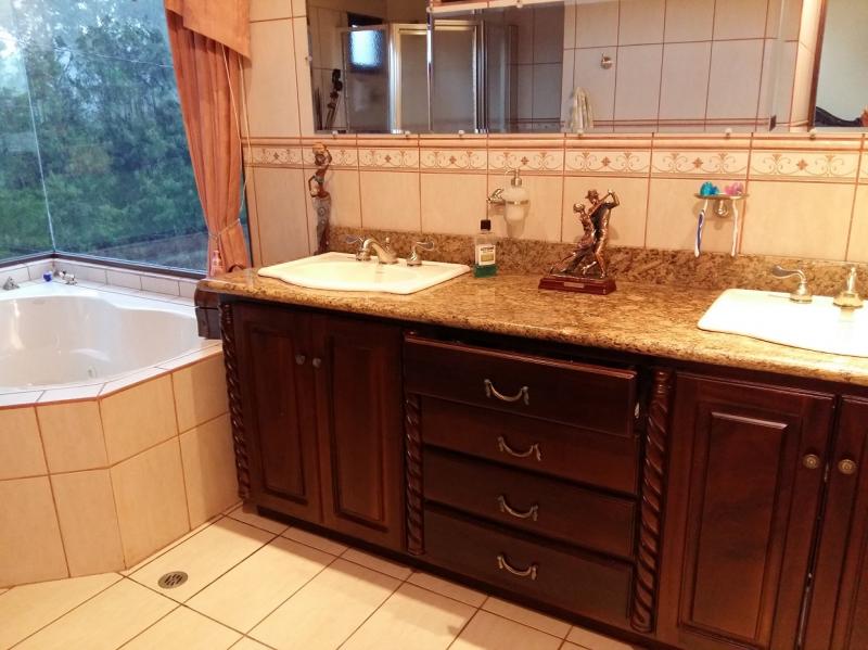 3 bed Condo For Sale in Moravia, San Jose - thumb 20