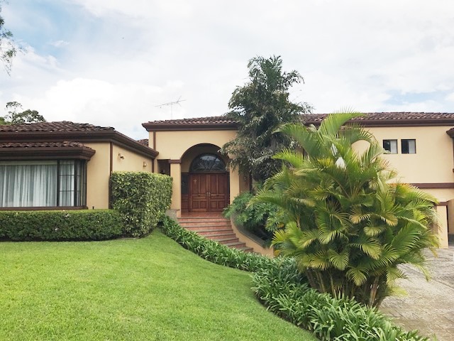 4 bed Single Family Homes For Sale in Curridabat, San Jose - thumb 6