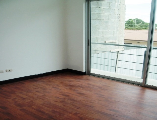 4 bed Single Family Homes For Sale in Santa Ana, San Jose - thumb 5