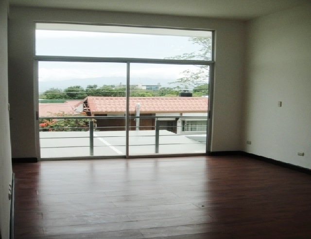 4 bed Single Family Homes For Sale in Santa Ana, San Jose - thumb 7