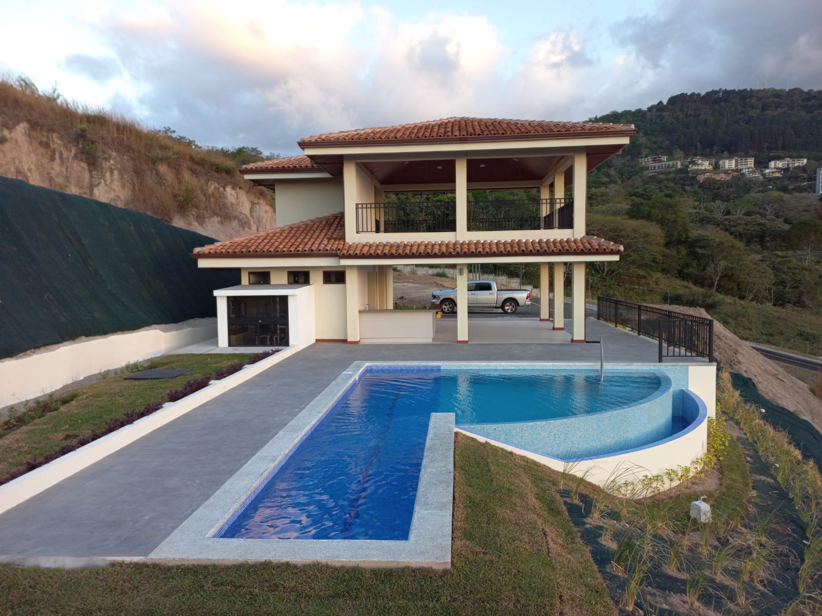 3 bed Apartment For Sale in Santa Ana, San Jose - thumb 13