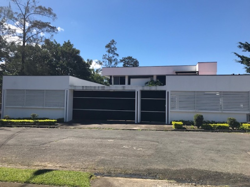 4 bed Single Family Homes For Rent in Curridabat, San Jose - 1