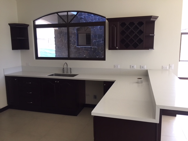 4 bed Condo For Sale in San Isidro, Heredia - thumb 5