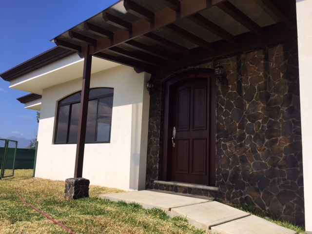 4 bed Condo For Sale in San Isidro, Heredia - thumb 1