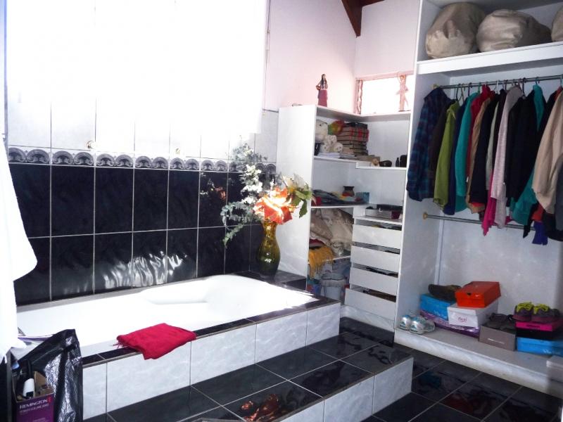 4 bed Single Family Homes For Sale in San Rafael, Cartago - thumb 4