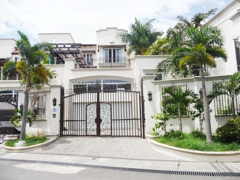 4 bed Single Family Homes For Sale in Escazu, San Jose - 1