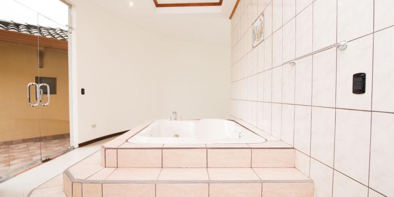 4 bed Condo For Sale in Curridabat, San Jose - thumb 5