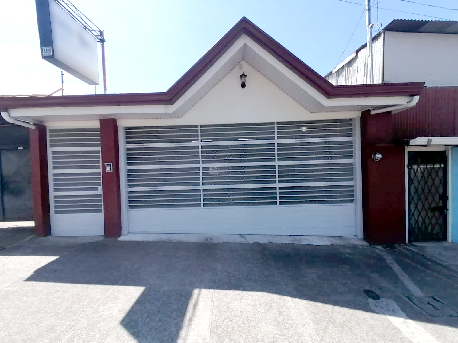 4 bed Single Family Homes For Sale in Montes de Oca, San Jose - thumb 1