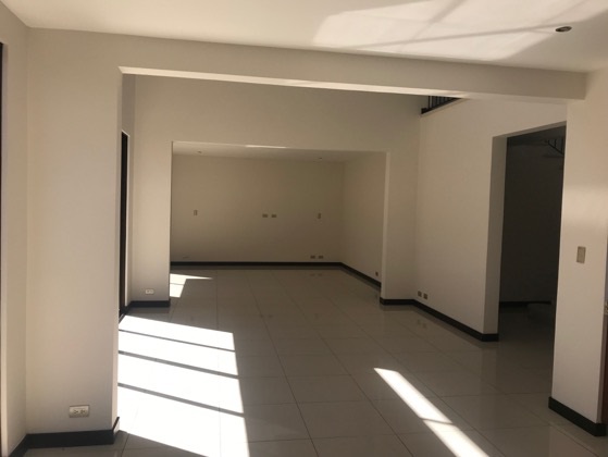 3 bed Condo For Sale in Escazu, San Jose - thumb 12