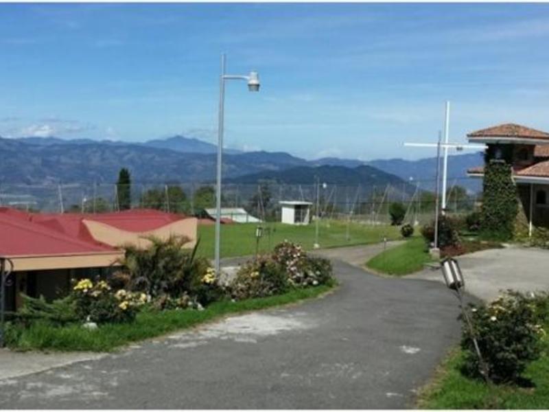 4 bed Single Family Homes For Sale in San Nicolás, Cartago - 1