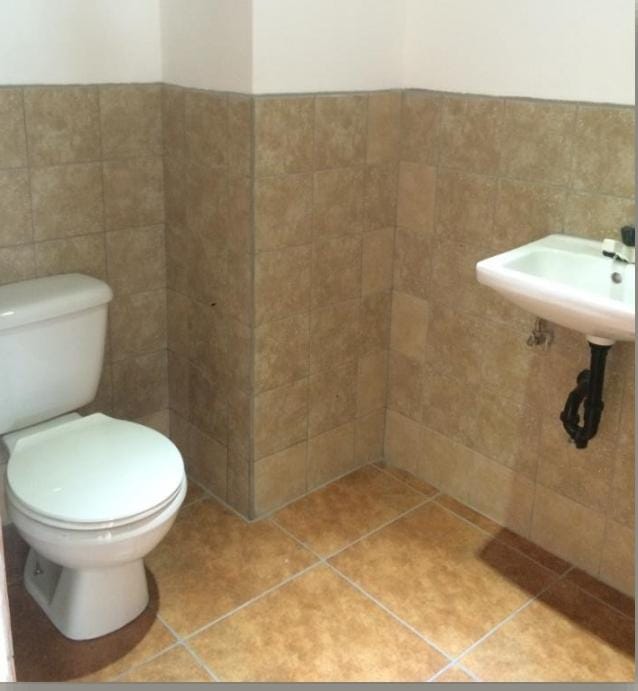 1 bed Commercial For Rent in Tres Ríos, Cartago - thumb 4