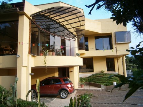 3 bed Single Family Homes For Sale in Escazu, San Jose - thumb 1