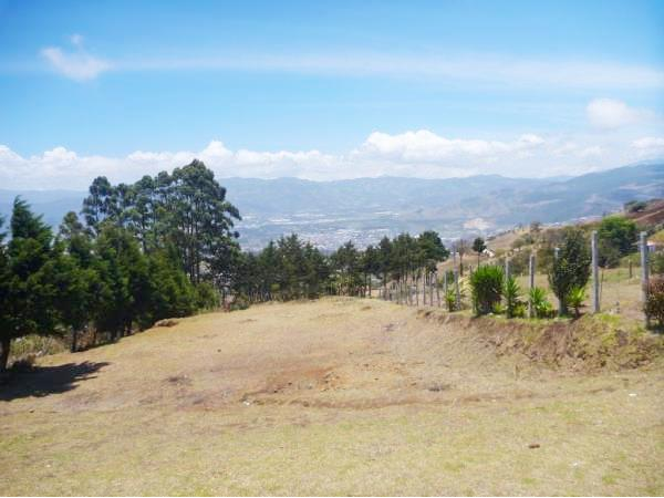 3 bed Single Family Homes For Sale in San Nicolás, Cartago - thumb 2