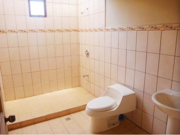 3 bed Single Family Homes For Sale in San Nicolás, Cartago - thumb 13