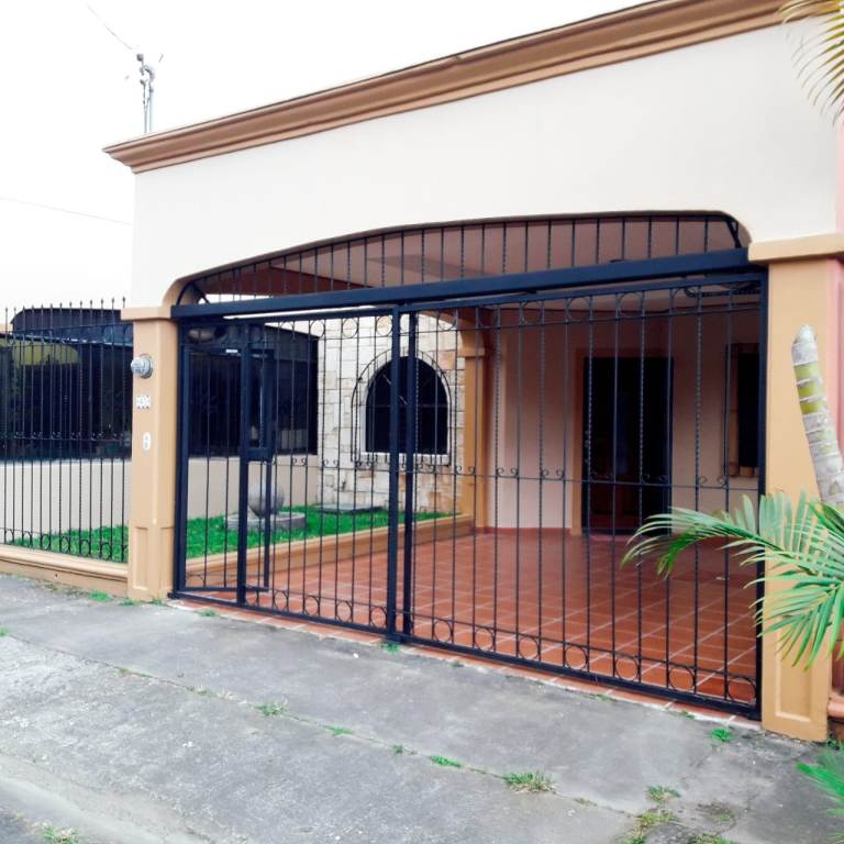 3 bed Single Family Homes For Sale in Coronado, San Jose - thumb 1