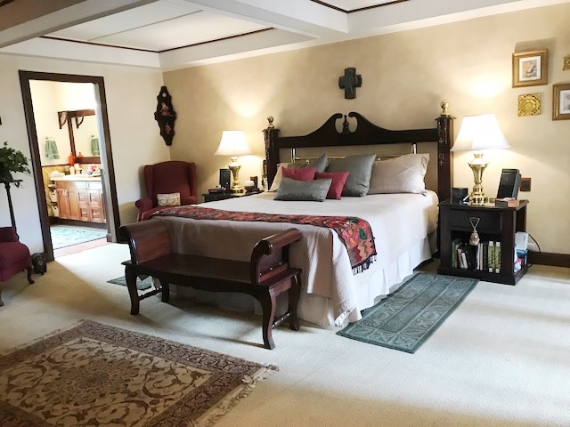 5 bed Single Family Homes For Sale in Montes de Oca, San Jose - thumb 2