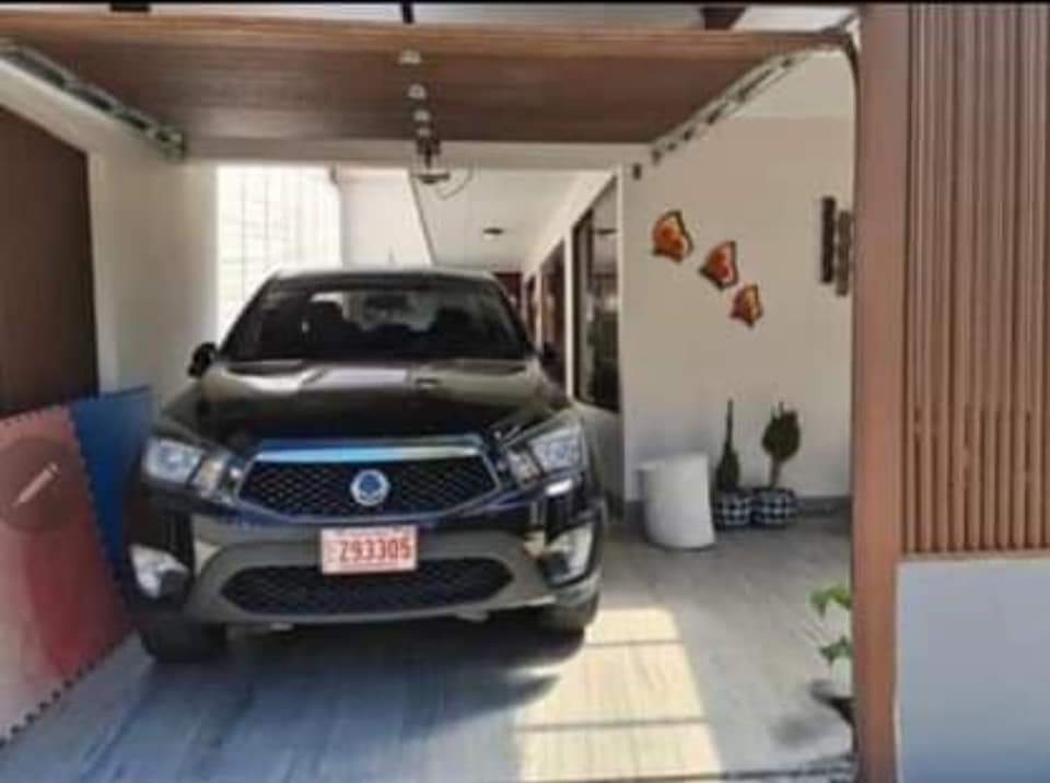 5 bed Single Family Homes For Sale in San Jose, San Jose - thumb 9