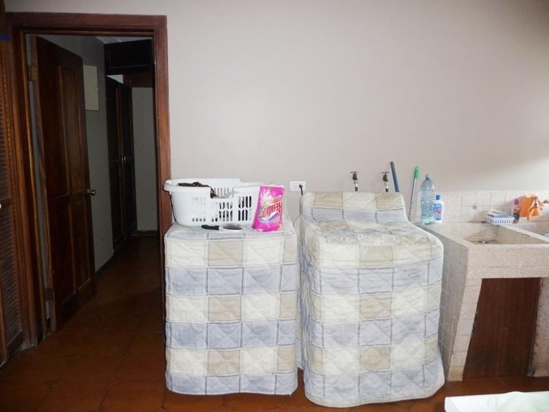 4 bed Single Family Homes For Sale in Ciudad Cariari, Heredia - thumb 7