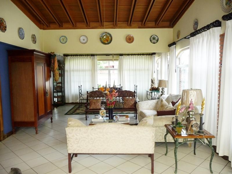 4 bed Single Family Homes For Sale in Ciudad Cariari, Heredia - thumb 15