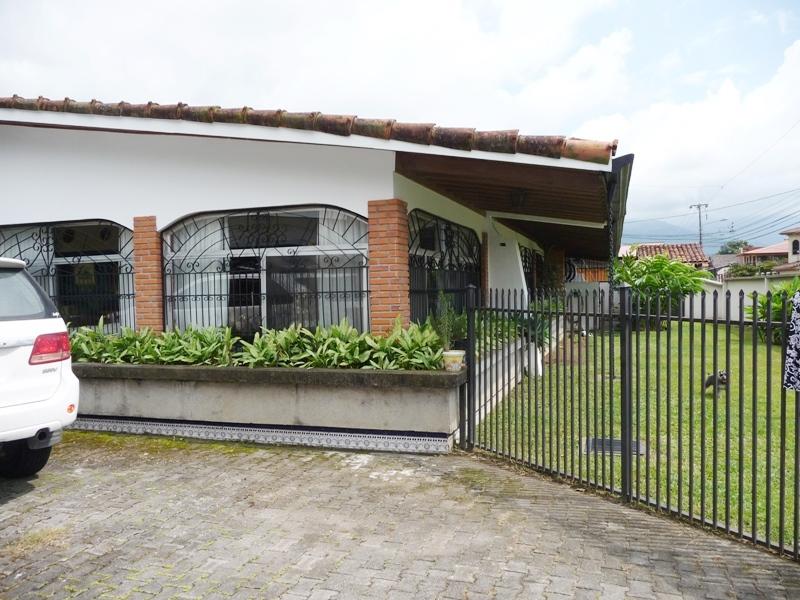 4 bed Single Family Homes For Sale in Ciudad Cariari, Heredia - thumb 13