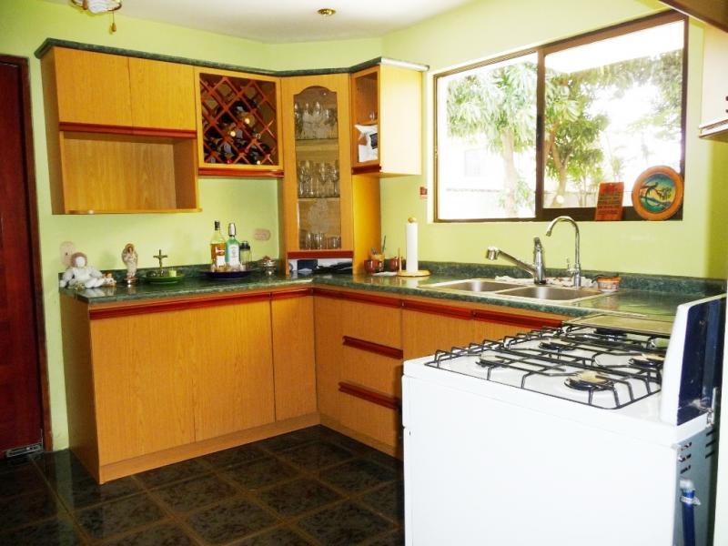 3 bed Single Family Homes For Sale in Santa Ana, San Jose - thumb 16