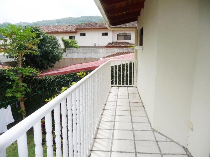 3 bed Single Family Homes For Sale in Santa Ana, San Jose - thumb 18